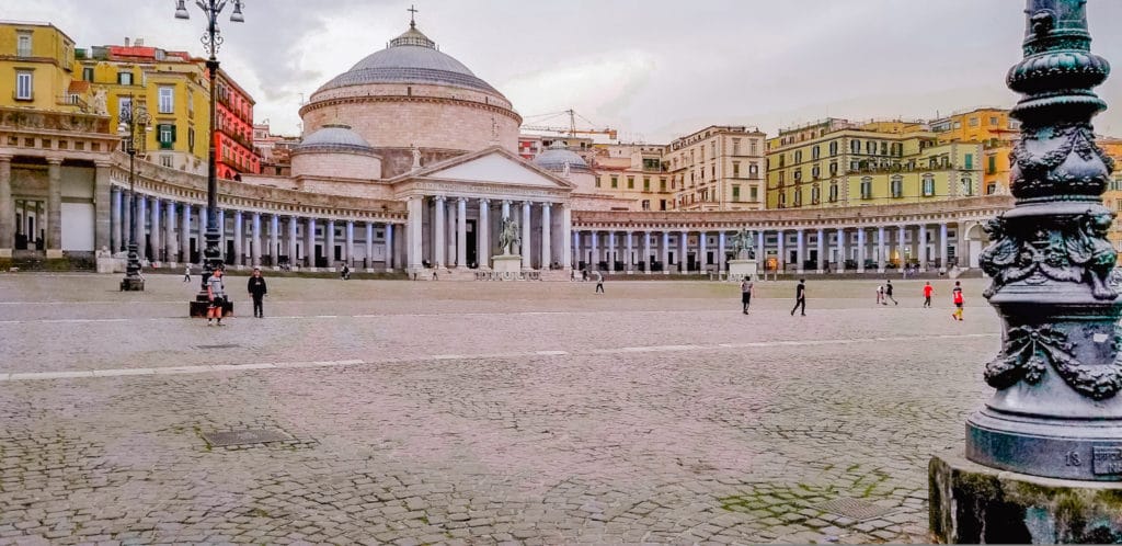 Piazza del Plebiscito in Naples