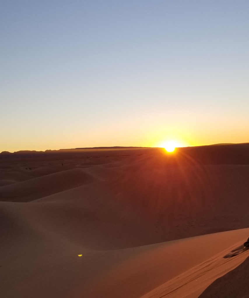 Sunrise in Sahara 