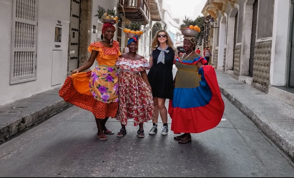 Women with fruit in Cartagena