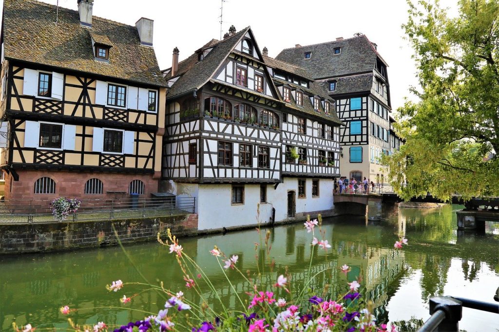 Paris travel  - Weekend getaways to Strasbourg