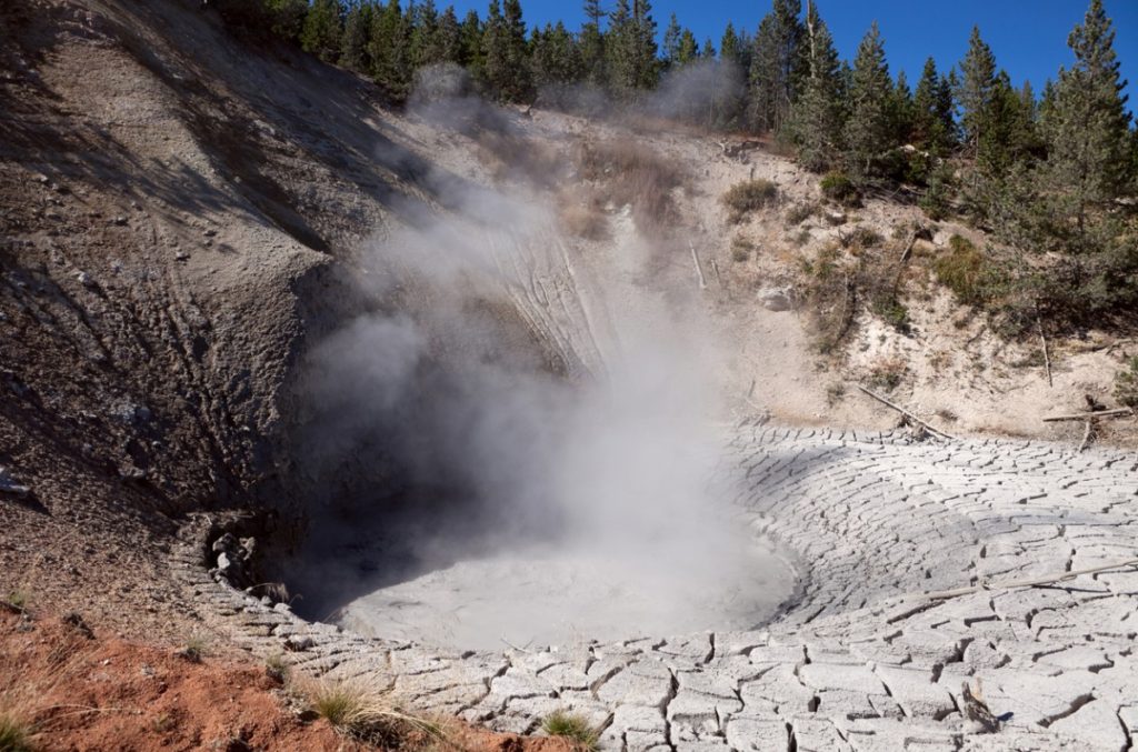 Black Dragon's Cauldron, Yellowstone National Park