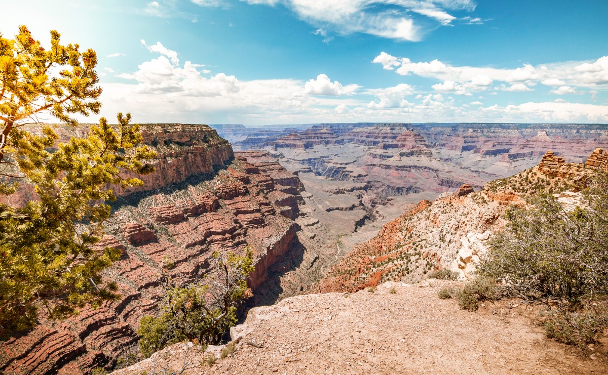 The Ultimate Sedona to Grand Canyon Road Trip - Rock a Little Travel