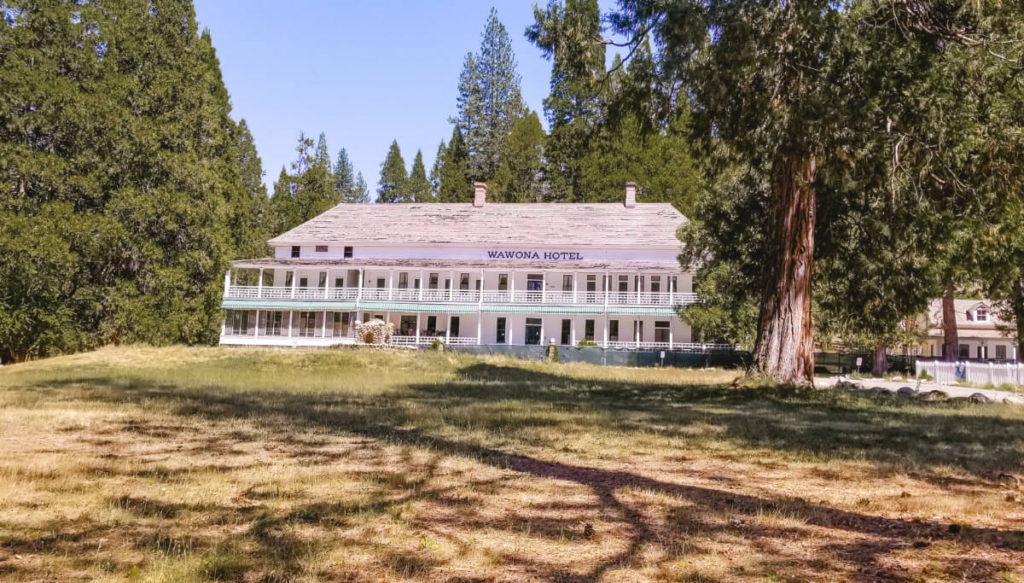 Yosemite California Lodging