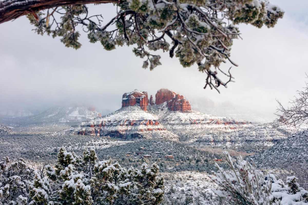 9 Reasons to Visit Sedona in Winter Rock a Little Travel